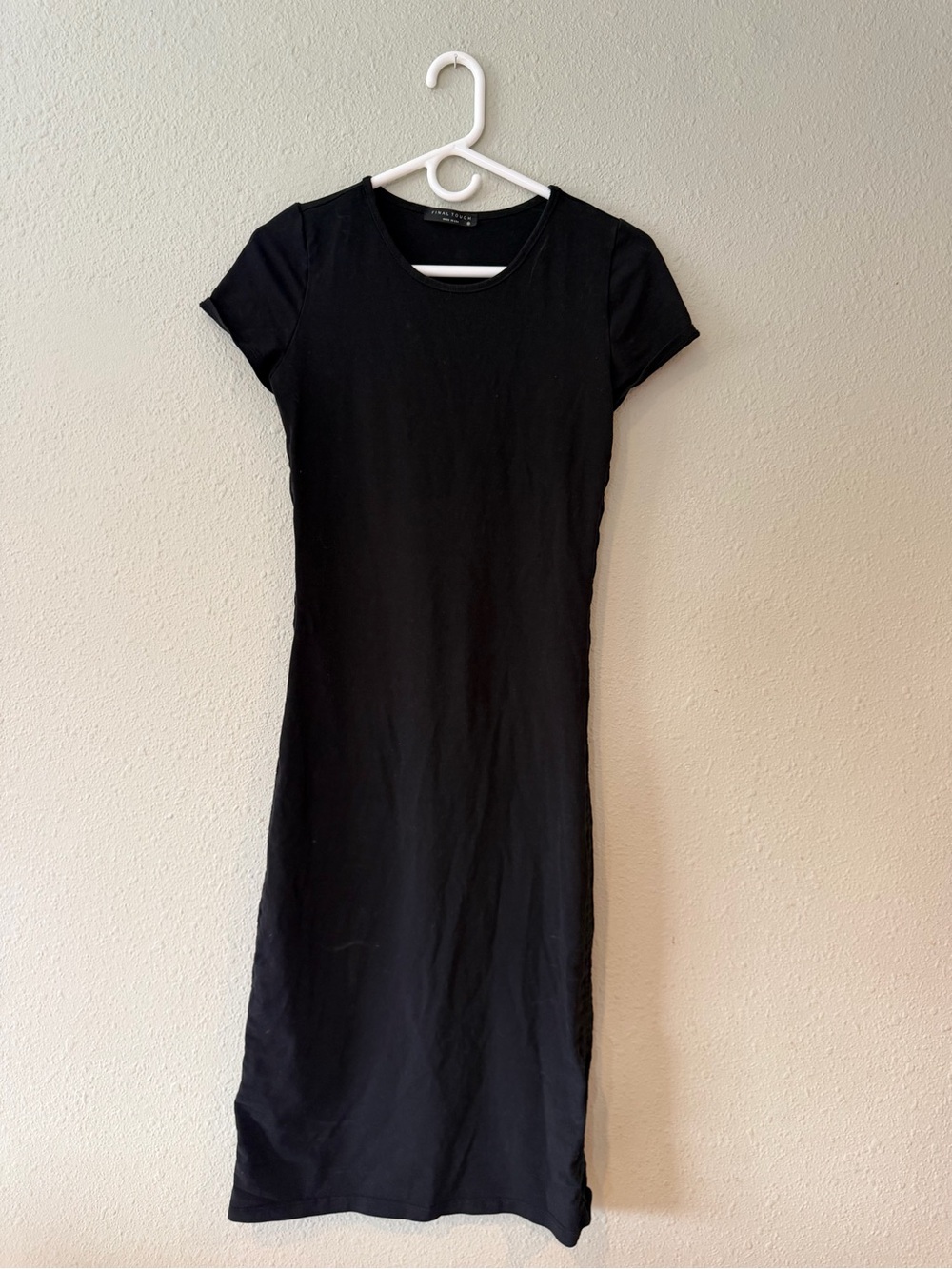 Final Touch Black Short-Sleeve Midi Dress